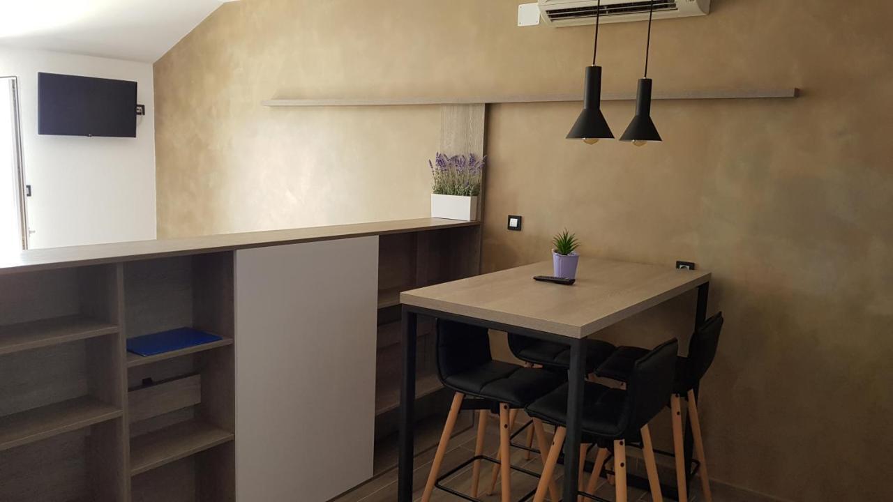 Premium Appartments Suha Punta Kampor Luaran gambar