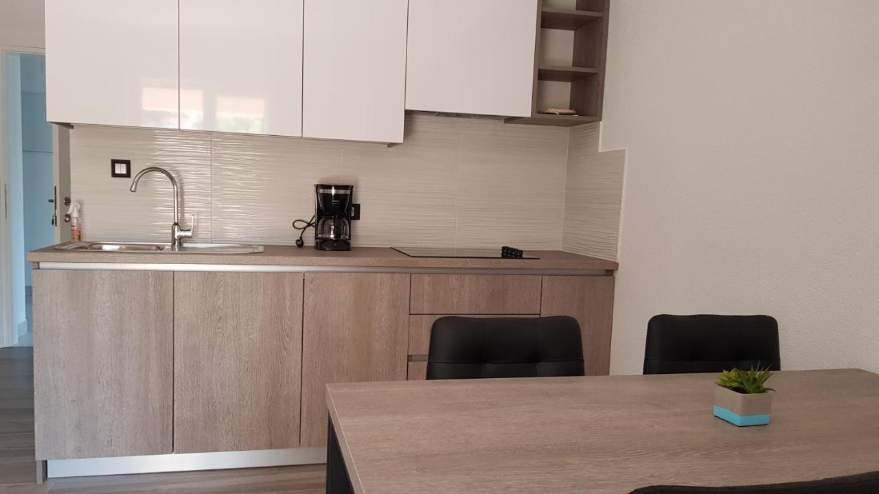 Premium Appartments Suha Punta Kampor Luaran gambar