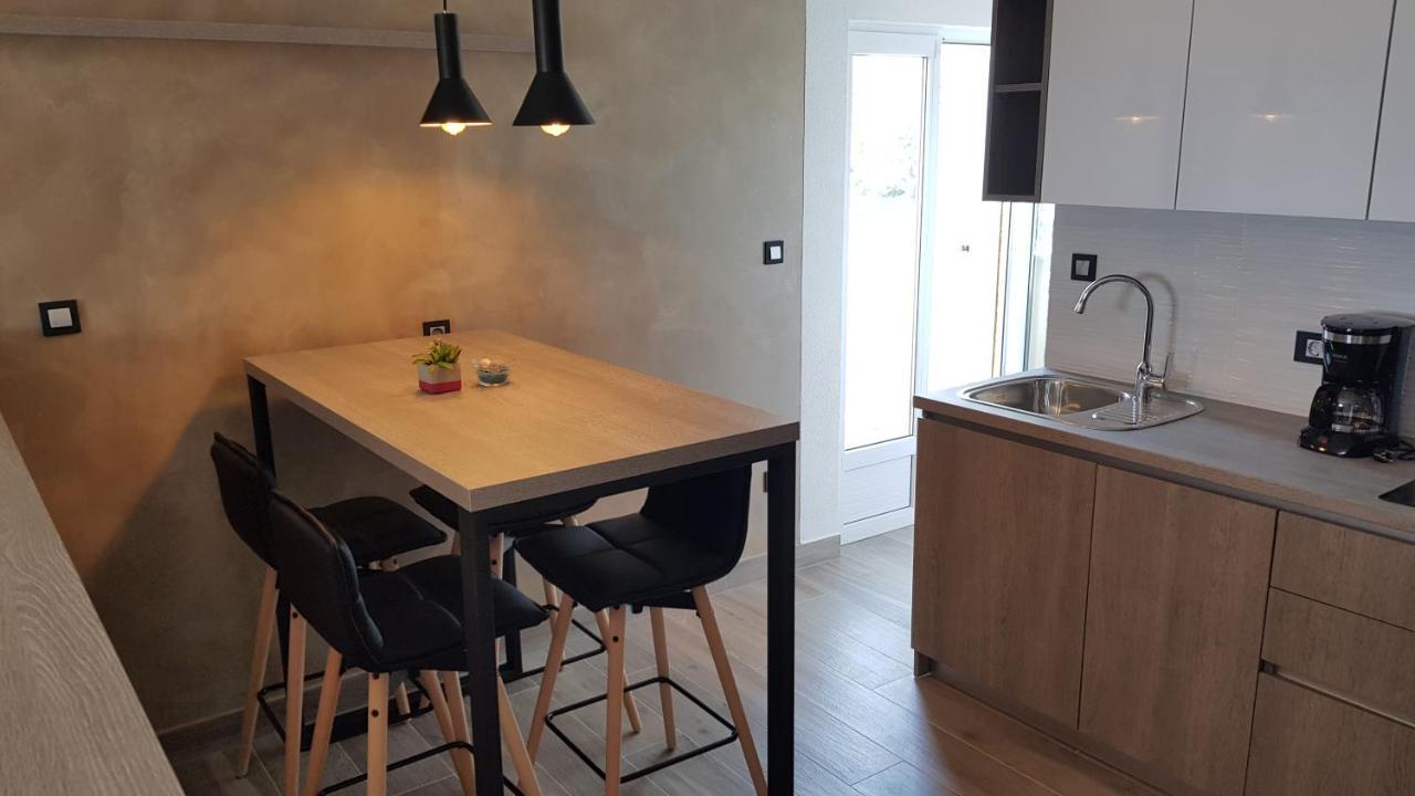 Premium Appartments Suha Punta Kampor Luaran gambar