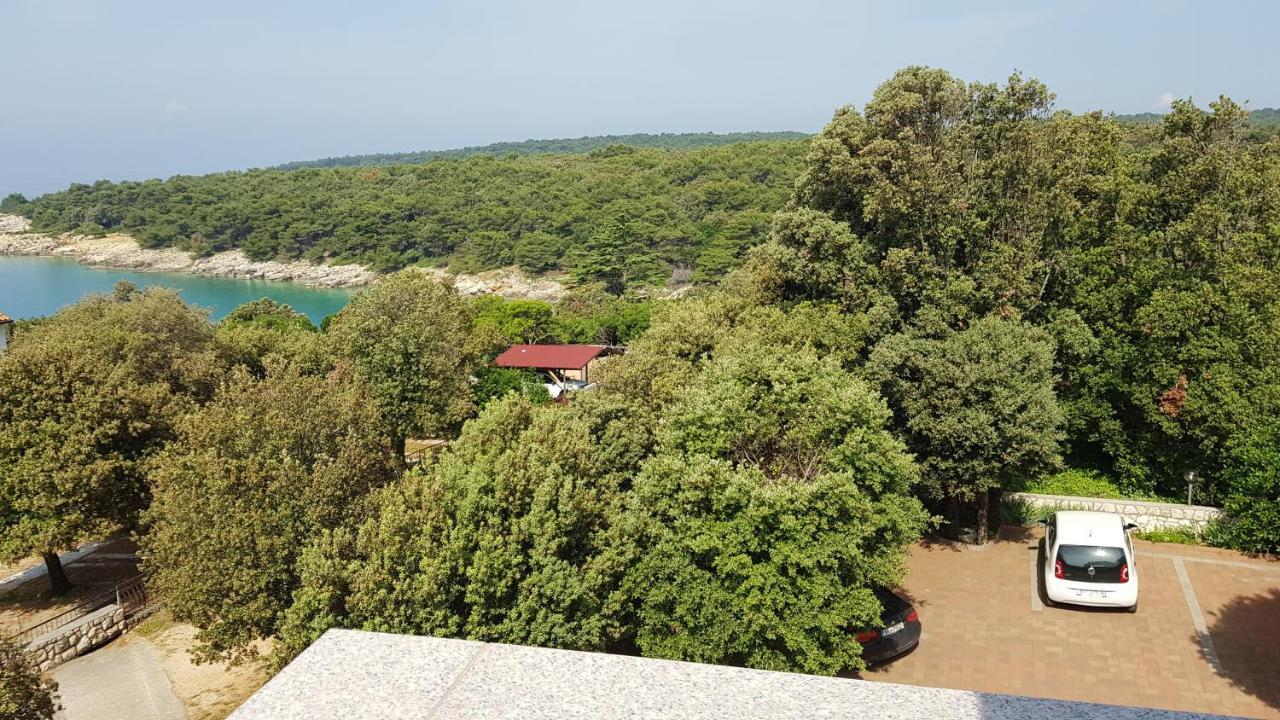 Premium Appartments Suha Punta Kampor Luaran gambar